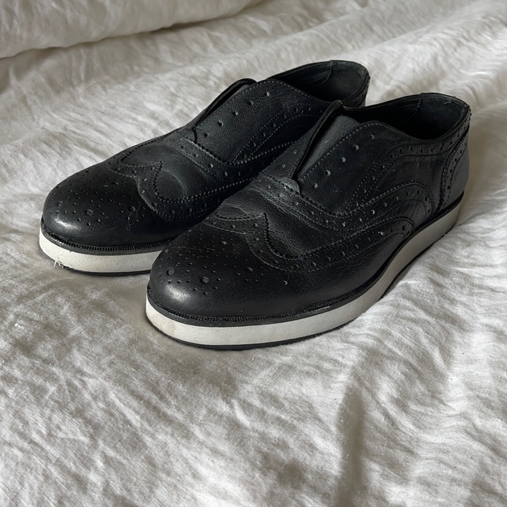 rag & bone oxfords-gently used with a few scuffs and wear marks